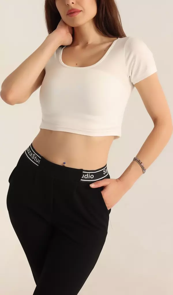 Sandy Kumaş Crop Bluz - Image 1