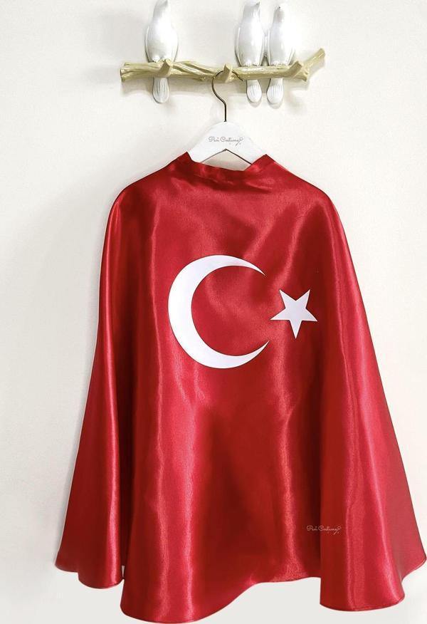 Ay Yıldızlı Çocuk Pelerin Kırmızı - Image 1