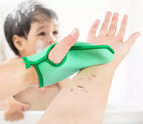 Yumuşak Banyo Duş Süngeri Eldiven - Image 1