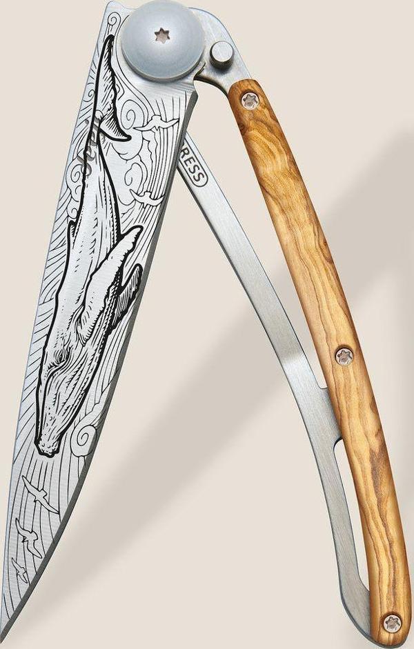 Deejo 37g, Olive Wood / Whale Çakı - Image 1