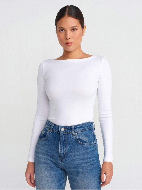 Dilvin Kadın Kayık Yaka Uzun Kollu Top Beyaz T-shirt - 31332 - Image 1