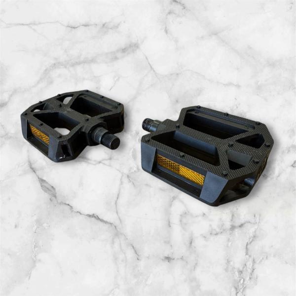 ZOZO Pedal HF-605 Mtb Reflektörlü Bisiklet Pedalı Plastik Dış Yüzey Siyah Geniş Bisiklet Pedal - Image 1