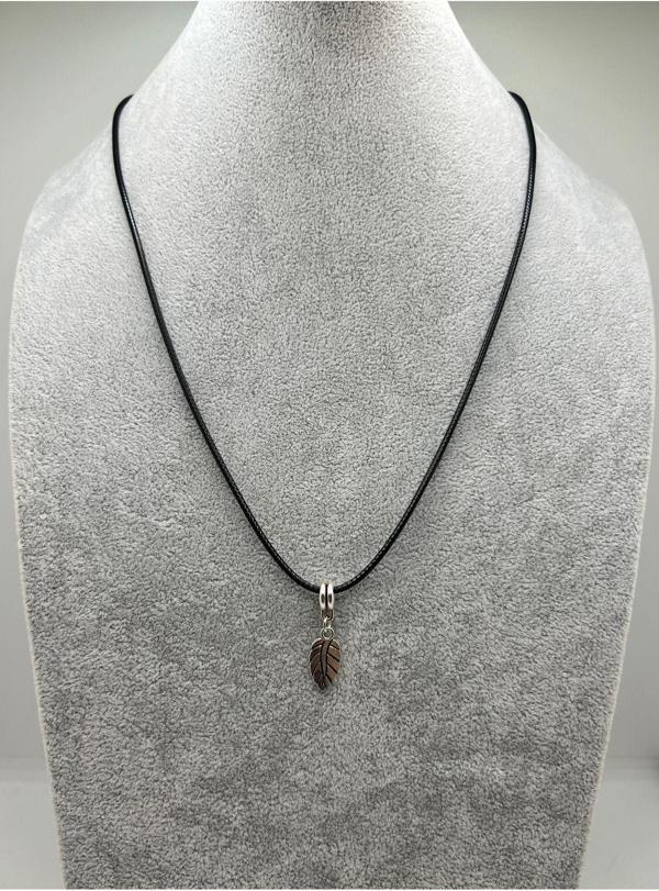 Han Ticarethane Yaprak Kolye - Image 1