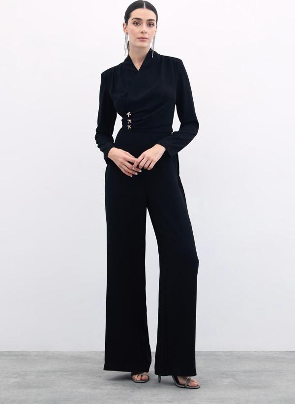 Fiyonk Aksesuarlı Krep Tulum - Siyah - Image 1