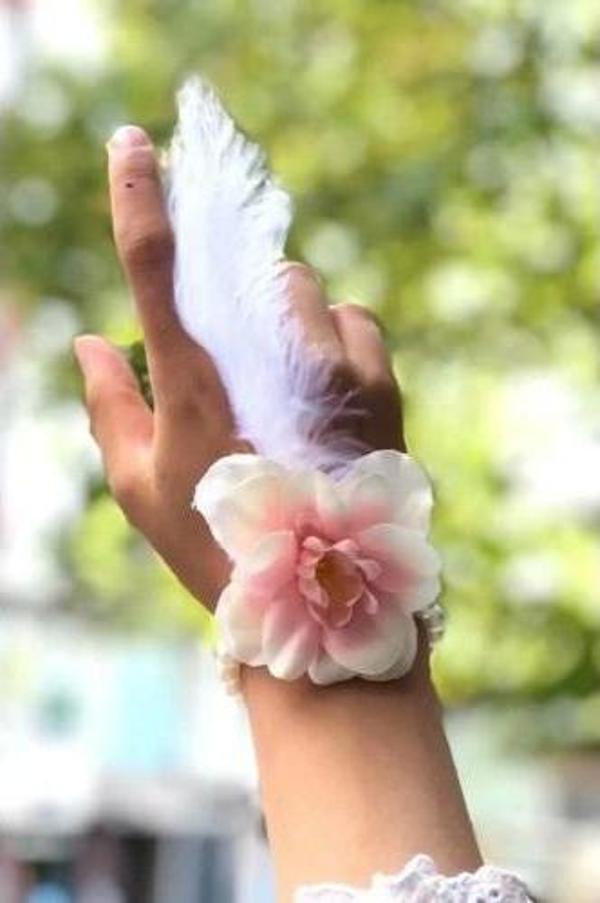 Somon Renk Bride To Be Bileklik 10 Adet - Image 1