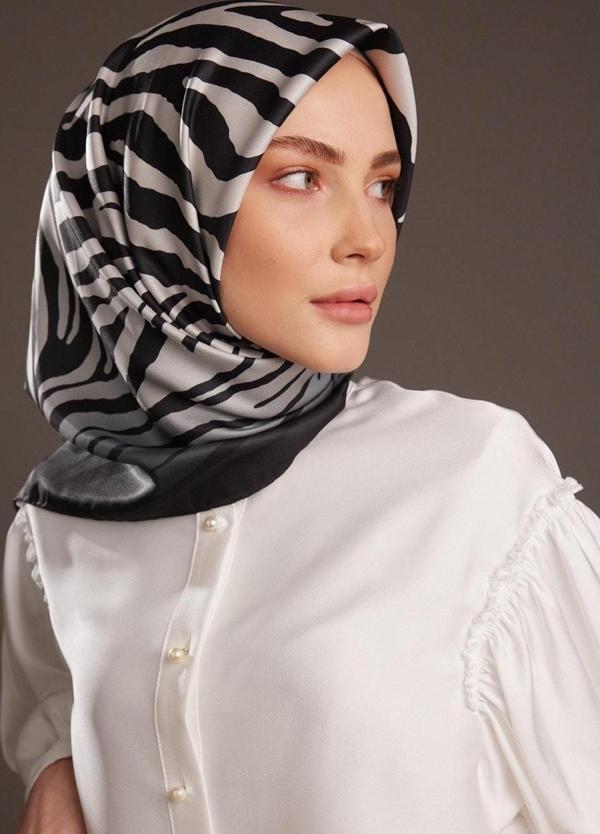 Armine Sport twill (tivil) Özel Üretim Efsane Zebra Desen Siyah Krem - Image 1