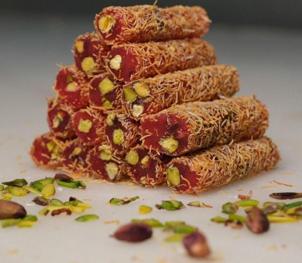 Mevlana Bazaar Mevlana Kadayıflı Narlı Fıstıklı Parmak Lokum 1000Gr - Image 1