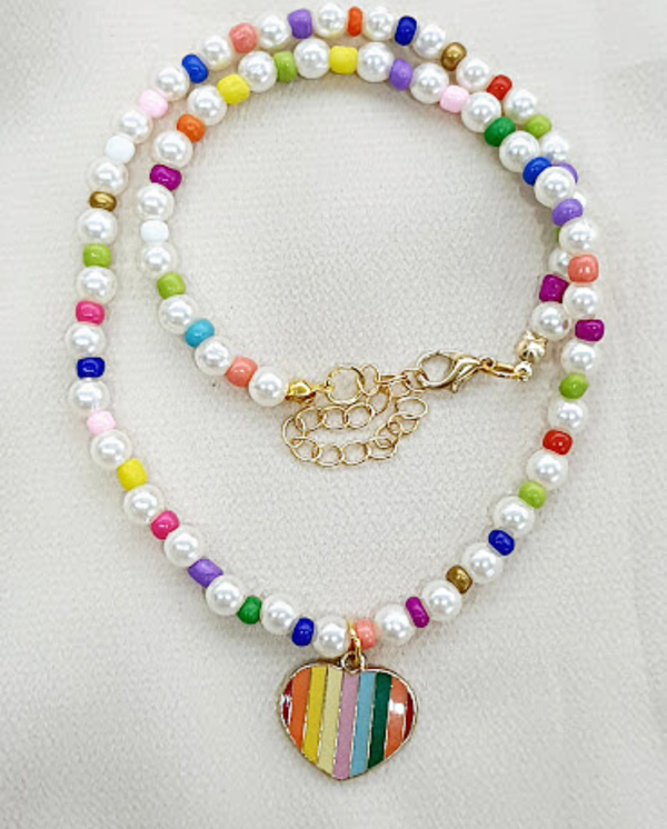 İNCİLİ RENKLİ KALP KOLYE - Image 1