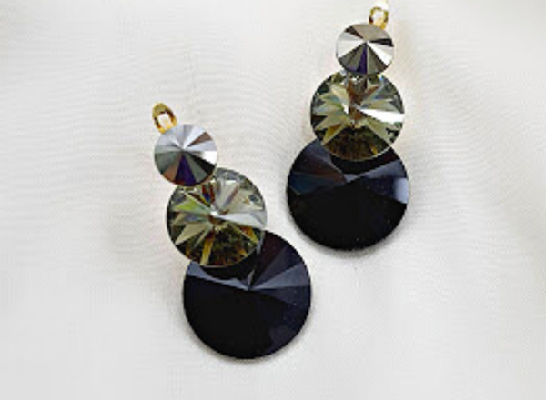 SWAROVSKİ 3 DAMLA KÜPE - Image 1