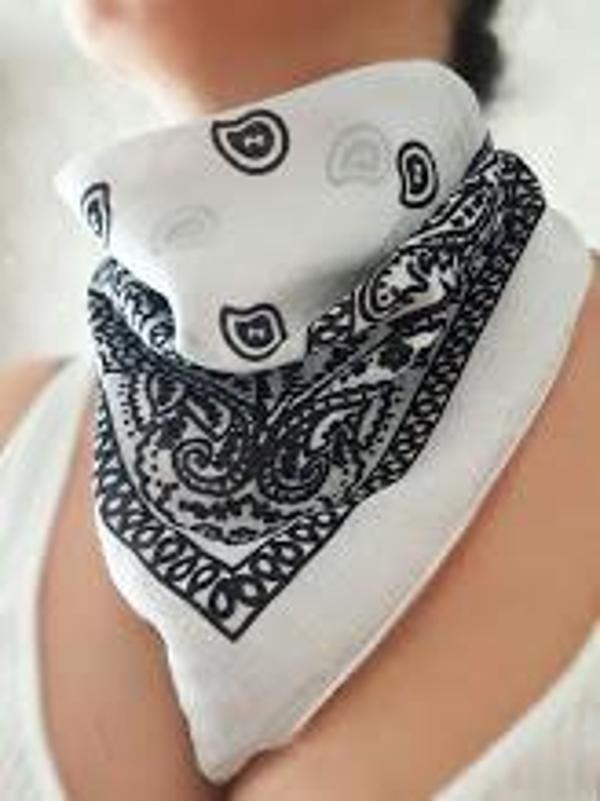 ŞAL DESENLİ BANDANA - Image 1