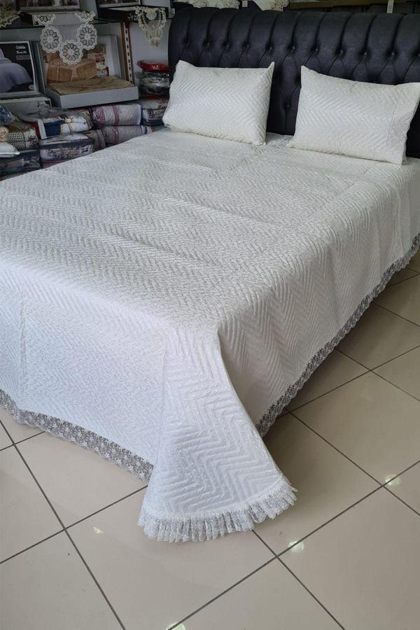 Bursa Çeyiz Ultrasonic Mıkro Fransız Dantelli Çift Kişilik Lüx Yatak Örtüsü - Image 1