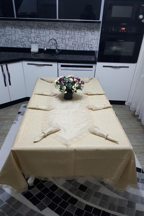 Çalışkan Çeyiz Evi Kdk Dertsiz Yemek Takımı 8 Kişilik Güpürlü Leke Tutmaz 8 Kişilik Yemek Takımı - Image 1