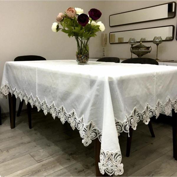 Bursa Çeyiz Linen Fransız Dantelli Ortası Göbekli Ağır Model Masa Örtüsü - Image 1