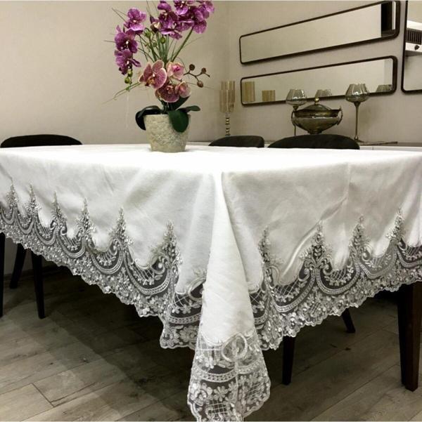 Bursa Çeyiz Kadife Fransız Dantelli Masa Örtüsü - Image 1