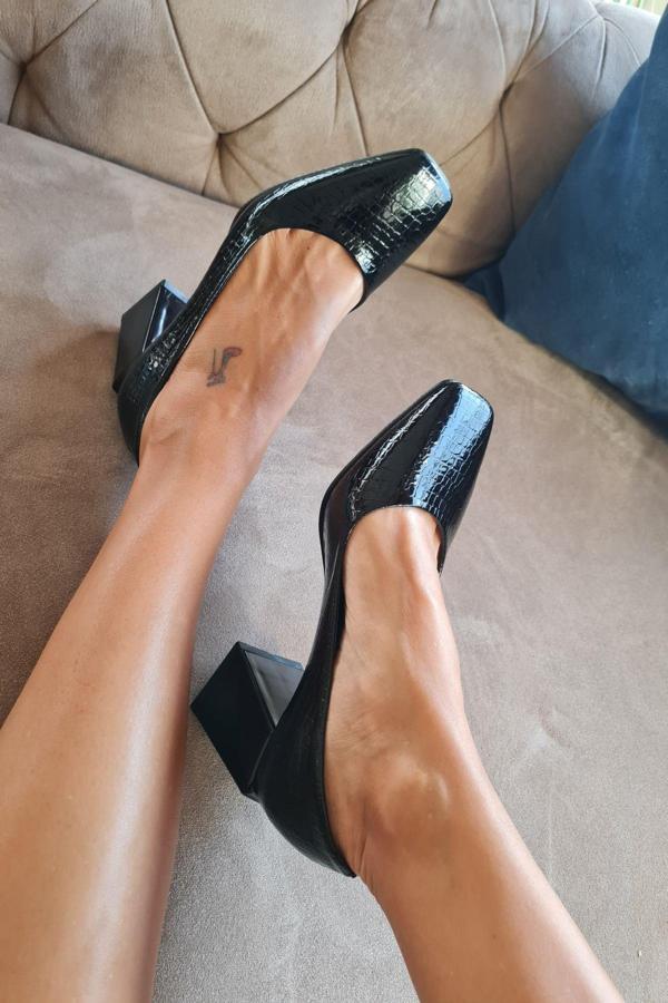 KADN KARE GOVA AYAKKABI 10 331 - Image 1