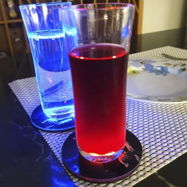 Veraart Işıklı  Müslüm GÜRSES Temalı Önce Hayaller Ölür,Sonra İnsan Bardak Altlığı - Image 1