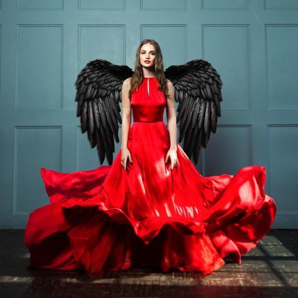 Veraart Kişiselleştirilebilir Işıklı Epoksi Cam Tablo Lucifer Siyah Melek Kanadı 90 cm - Image 1