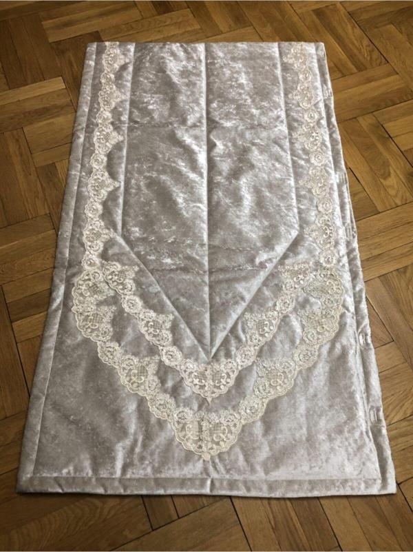 Meloş Home Kadife Fransız Dantelli Seccade - Image 1