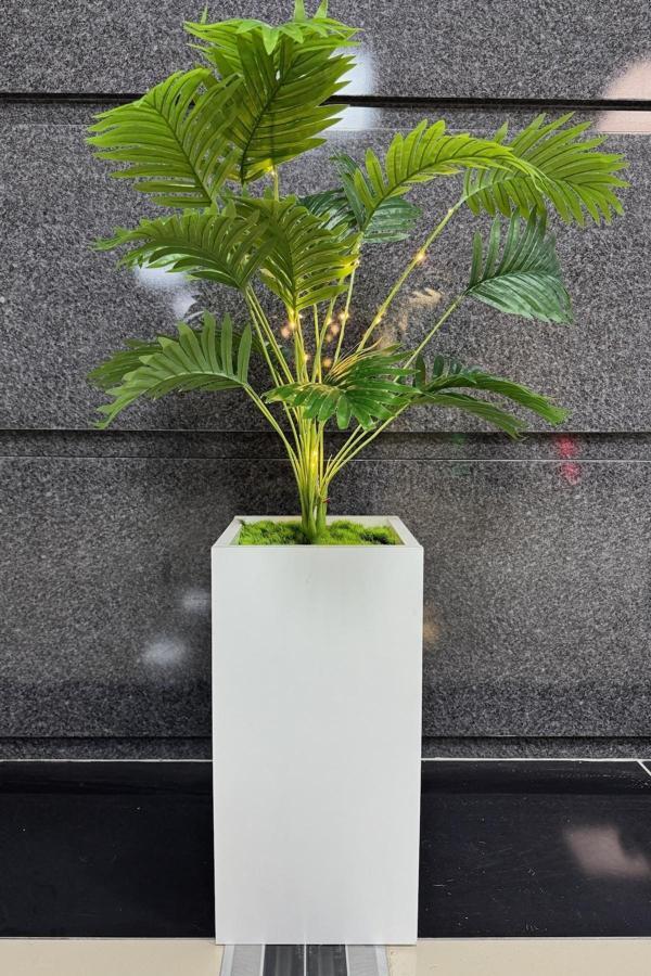 ST Dekor Areka Çiçekli, Led Işıklı, Beyaz Saksı 115Cm - Image 1