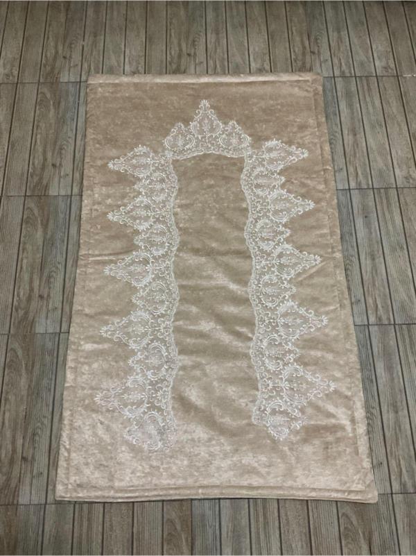 Çalışkan Çeyiz Evi Lüks Kadife   Seccade - Image 1