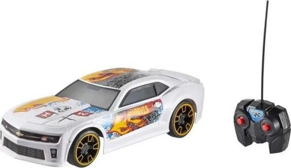 Hot Wheels Uzaktan Kumanda Arabası, Beyaz ZL1 Camaro RC Araç HW TEAM HW RC - Image 1