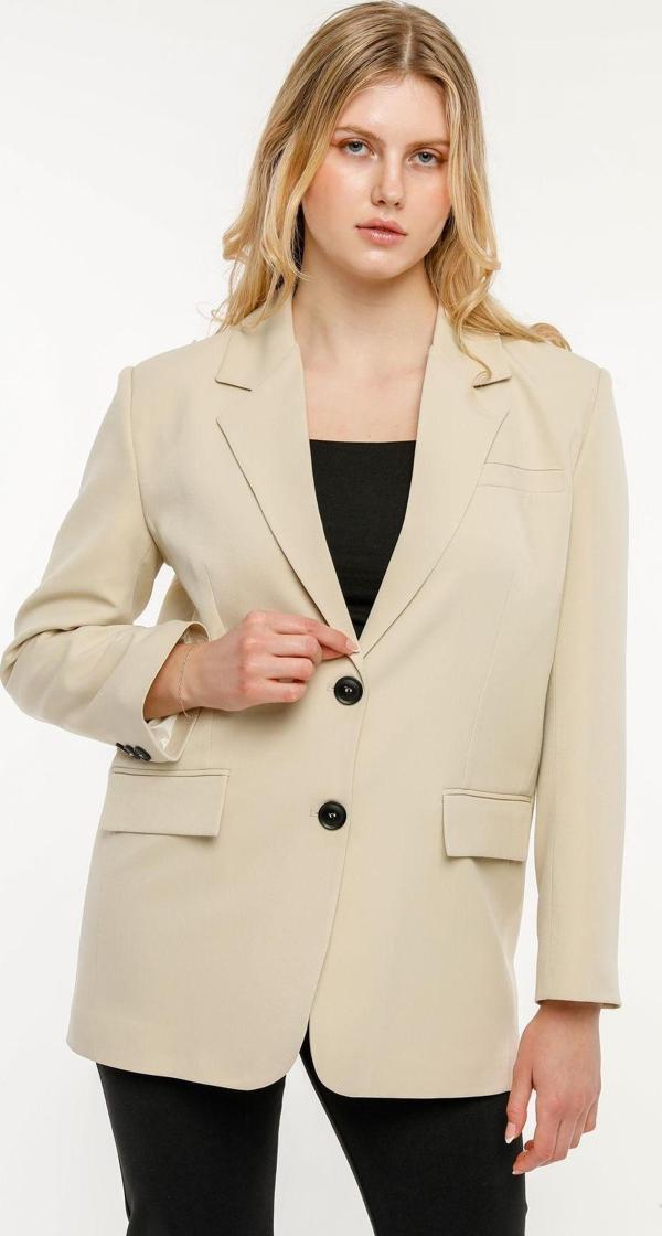 Taş Rengi Kadın Düğmeli Oversize Blazer Ceket - Image 1