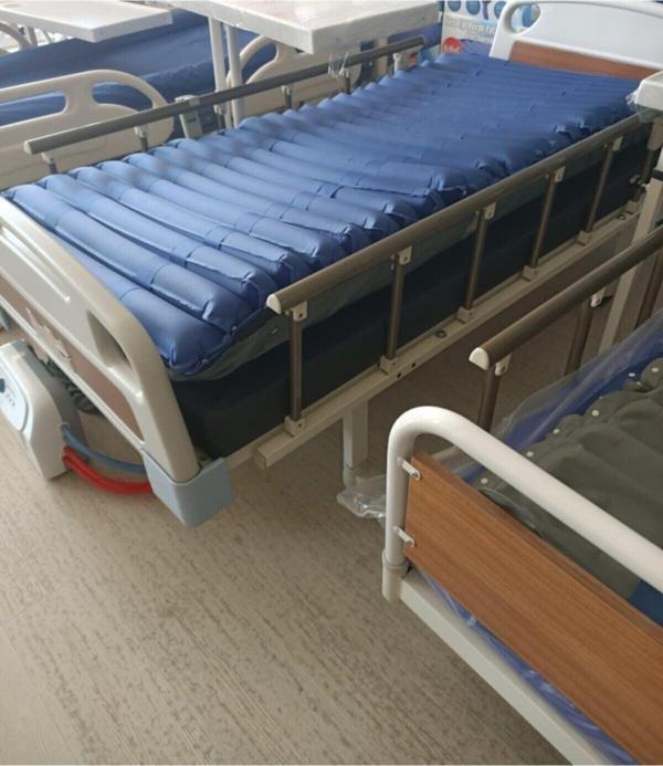 2 Motorlu Abs Başlıklı Tabanca Korkuluklu Hasta Karyolası - Image 1