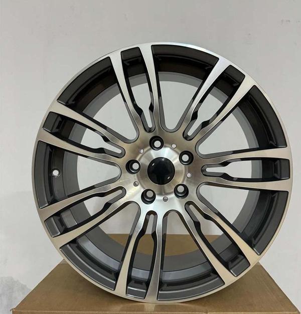 19" (inç) 5x120 STYLE 403 F30 F20 1.18 3.20 UYUMLU Gun Metal Elmas Kesim Jant Modeli Bmw - Image 1