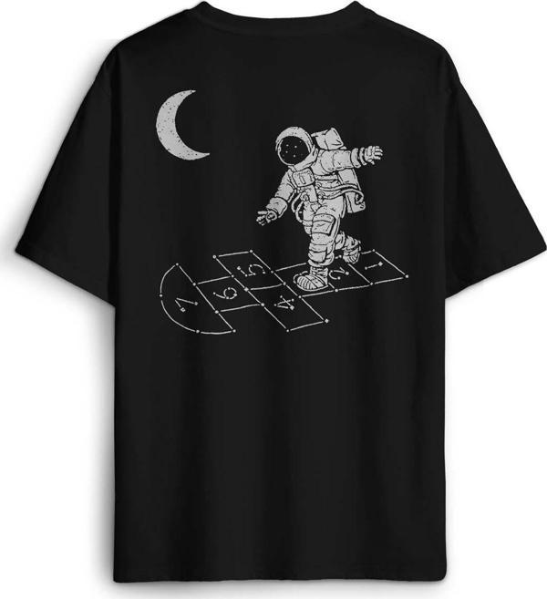 Uzayda Sek Sek Oyun Seksek Astronot Cosmos Sırt Ön Baskılı Oversize Tişört Unisex T-Shirt - Image 1