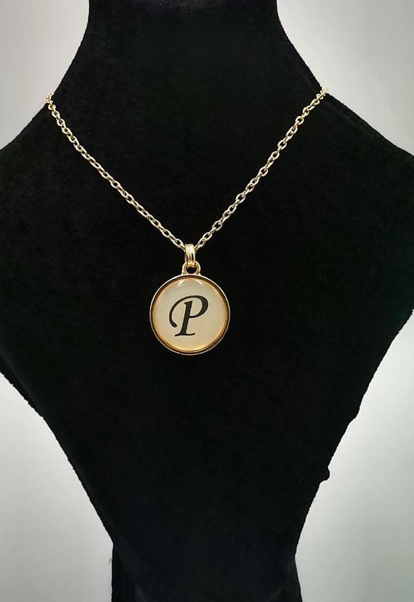 Gold Renk Büyük Boy Kararmaz ''P'' Harfli Kolye - Image 1