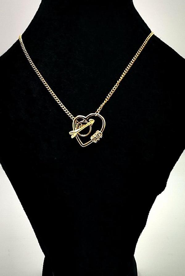 Gold Renk Zincir Figürlü Kararmaz Özel Tasarım Kolye - Image 1