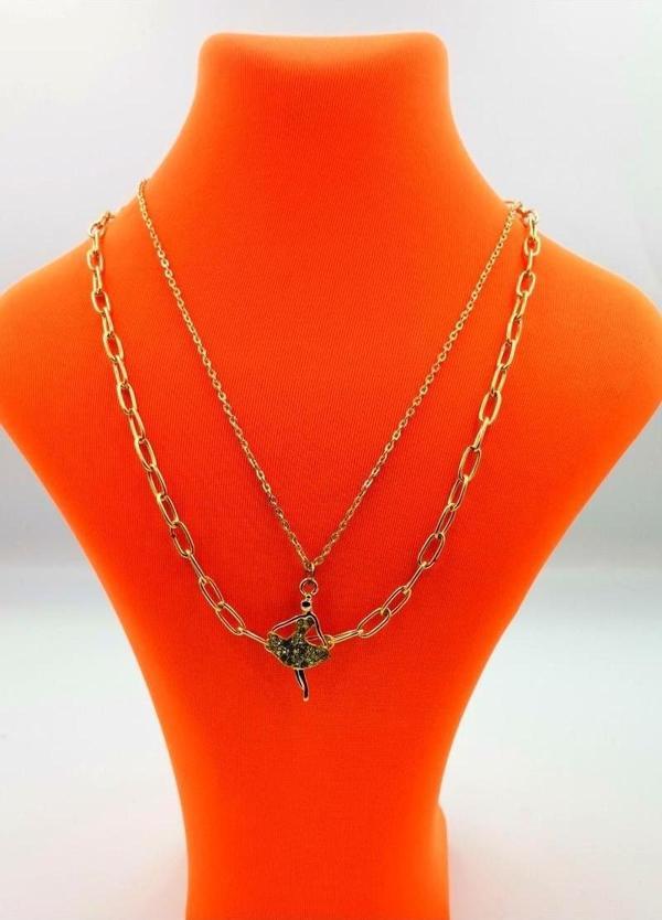 Gold Renk Zincir Figürlü Kararmaz Özel Tasarım Kolye - Image 1