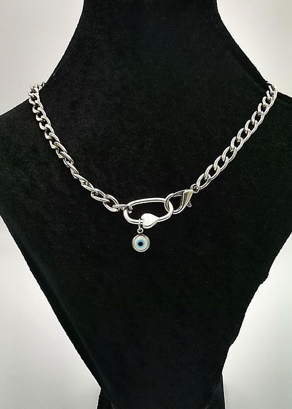 Gümüş Zincir Nazar Boncuğu Figürlü Kolye - Image 1