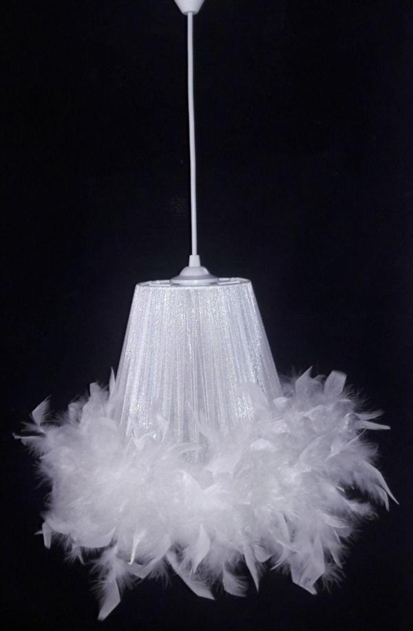 Esinece Beyaz Tüylü Çocuk Odası Yatak Odası Avizesi - Image 1