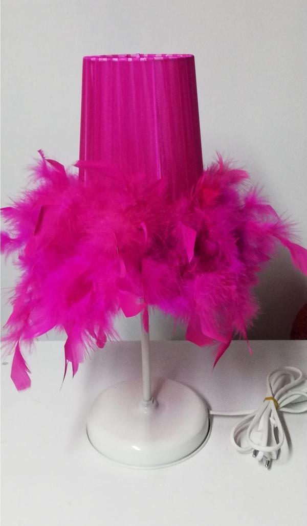 Tekay Aydınlatma Fuşya Tüylü Yatak Odası Kız Çocuk Odası Abajuru - Image 1