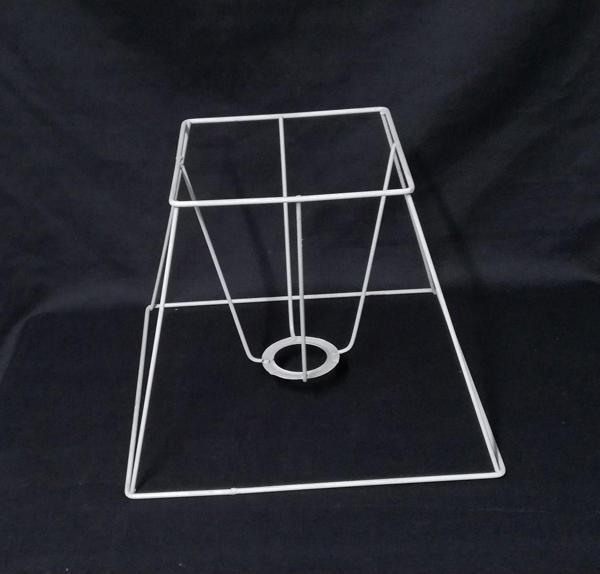 Tekay Aydınlatma Konik Kare Abajur Teli Abajur İskeleti Beyaz Boyalı Tel 25 Cm - Image 1