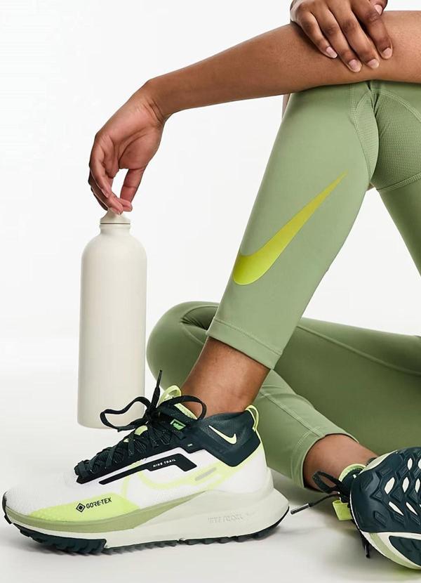 Nike React Pegasus Trail 4 GoreTex Su Geçirmez Reflektörlü Yürüyüş Koşu Ayakkabısı Yeşil - Image 1