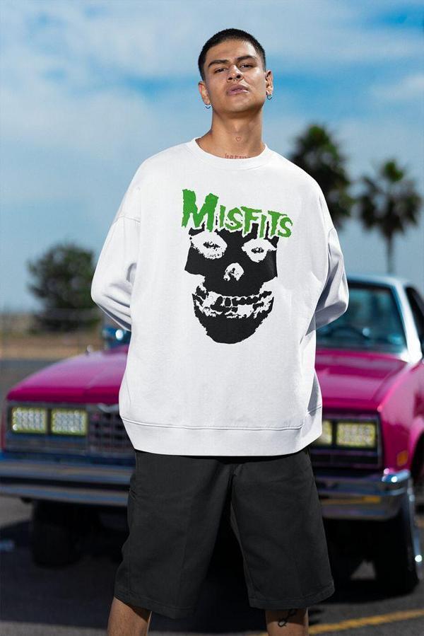 Misfits Baskılı Unisex Oversize Müzik Grubu Sweatshirt - Image 1