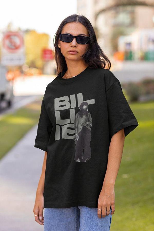 Billie Eilish Özel Tasarım Unisex Tişört, Oversize Şarkıcı Tişört - Image 1