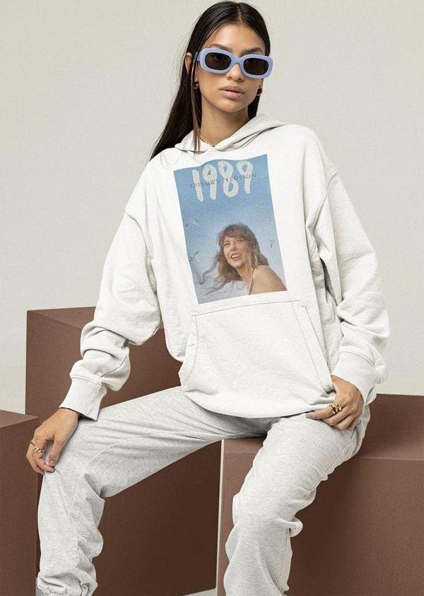 Taylor's Version 1989 Baskılı Unisex Oversize Taylor Swift Hoodie - Image 1