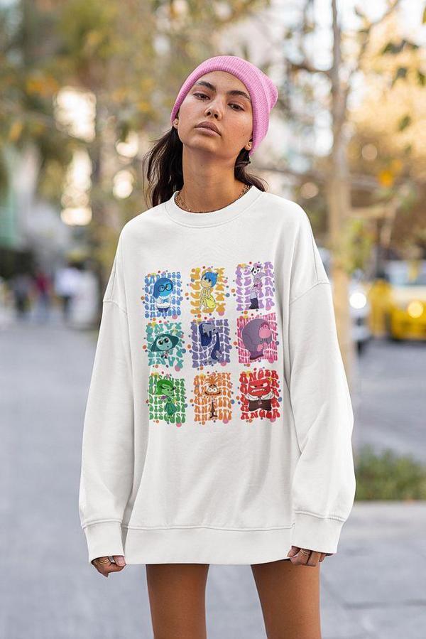 Ters Yüz Insiide Out Baskılı Unisex Oversize Çizgi Film Sweatshirt - Image 1