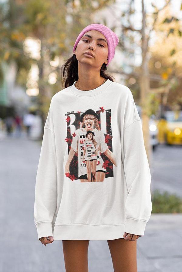 Taylor Swift Red Baskılı Unisex Oversize Şarkıcı Sweatshirt - Image 1