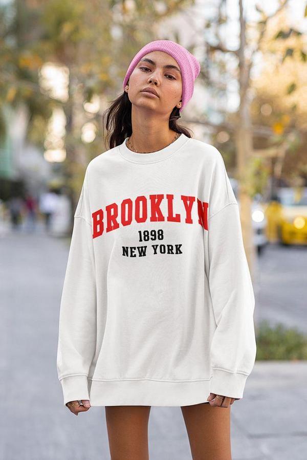 Brooklyn 1898 New York Yazılı Unisex Oversize Sweatshirt - Image 1