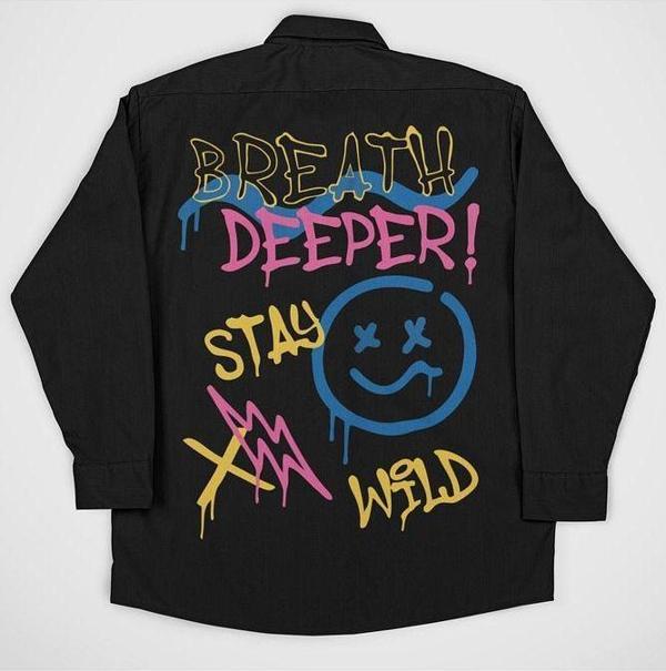 Breath Deeper ! Yazılı Unisex Tasarım Cepli Gömlek - Image 1