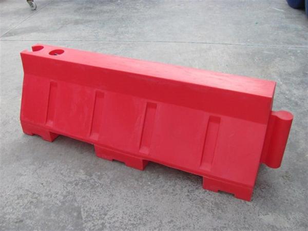 Yol Bariyeri Kırmızı 150 x 50 x 50 cm - Image 1