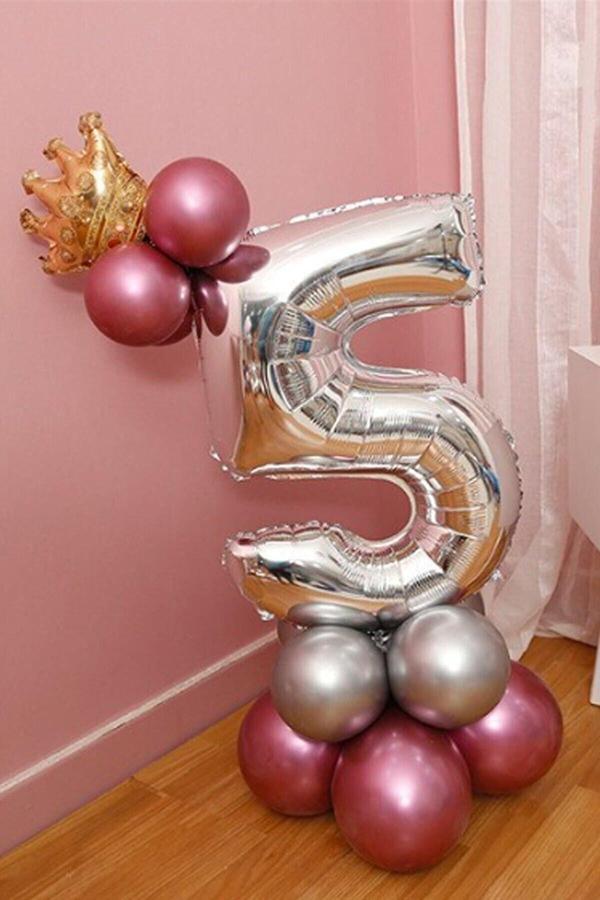 Parti Station 5 Yaş Krom Pembe-Gümüş Renkler Altın Taçlı Balon Seti - Image 1