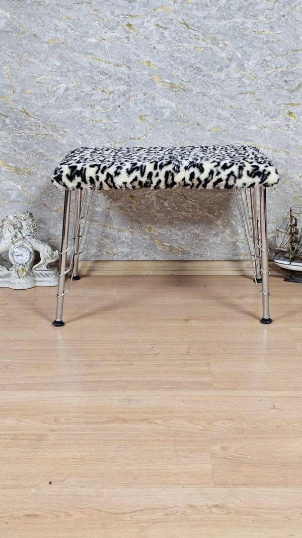 Tedy Kumaşlı 60 cm x 38 cm Krom Telli Ayak Oturak LEOPAR Renk Tek Ebat Beden - Image 1