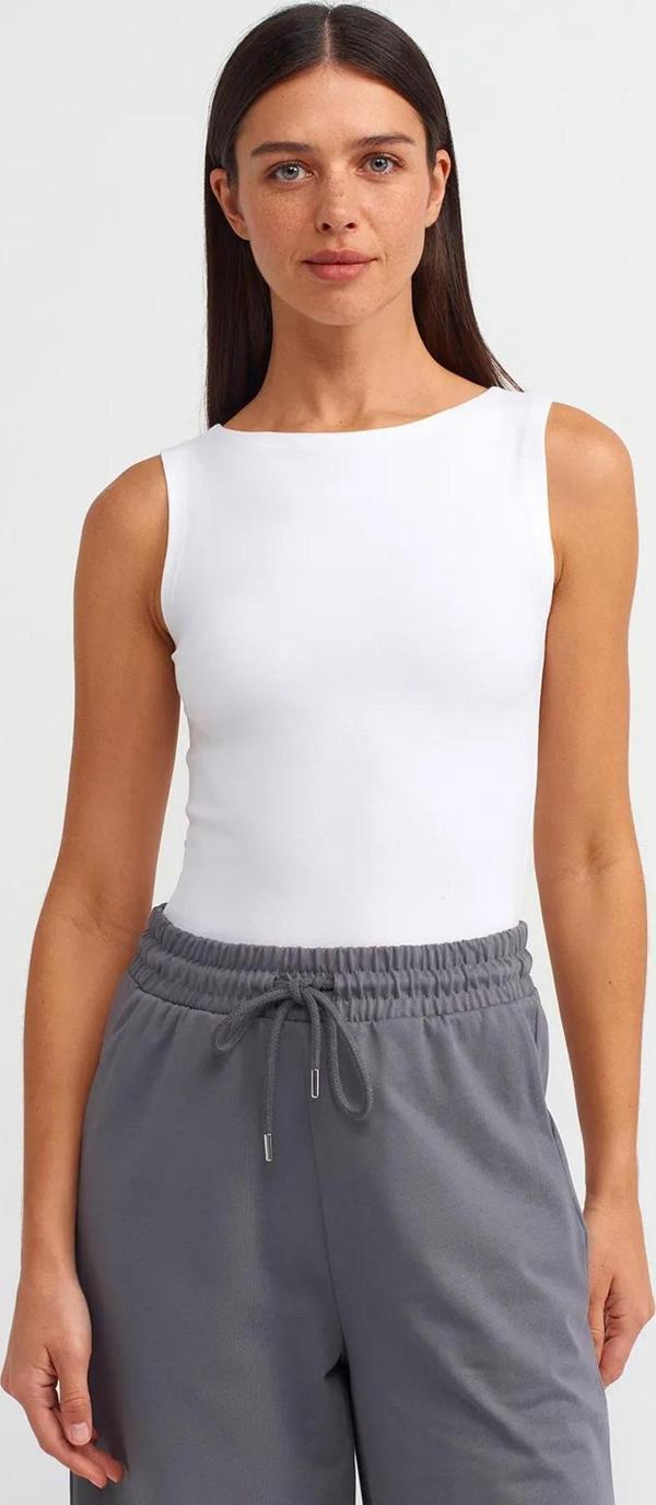 Dilvin Kadın Beyaz Kayık Yaka Kolsuz Top T-shirt - 20868  - Image 1