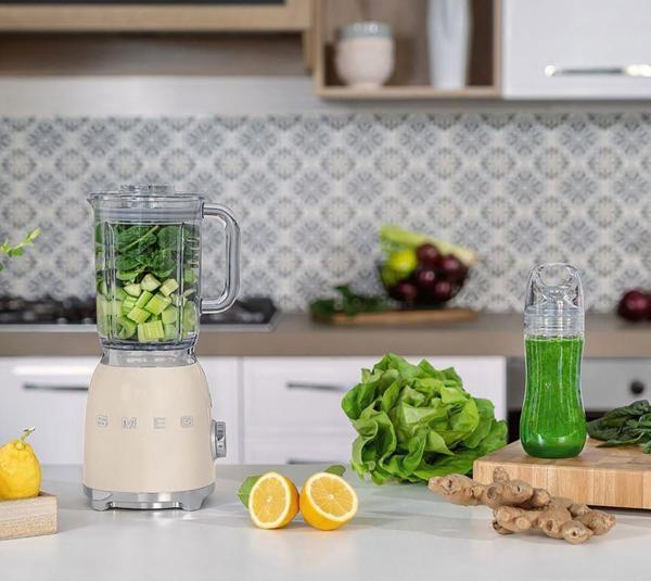 Smeg BLF03CREU Krem 800 W Sürahi Blender - Image 1
