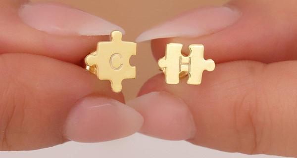925 Ayar Gümüş Harfli Puzzle Küpe - Image 1
